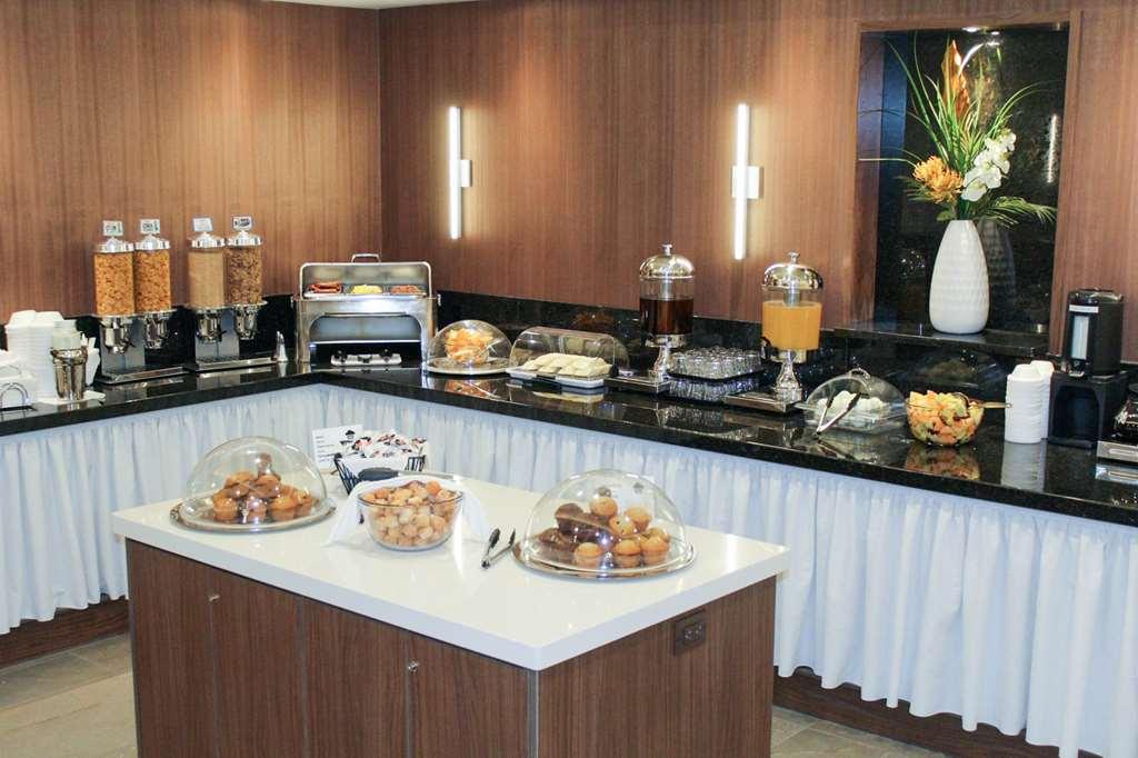 Hôtel WelcomInns Boucherville Restaurante foto